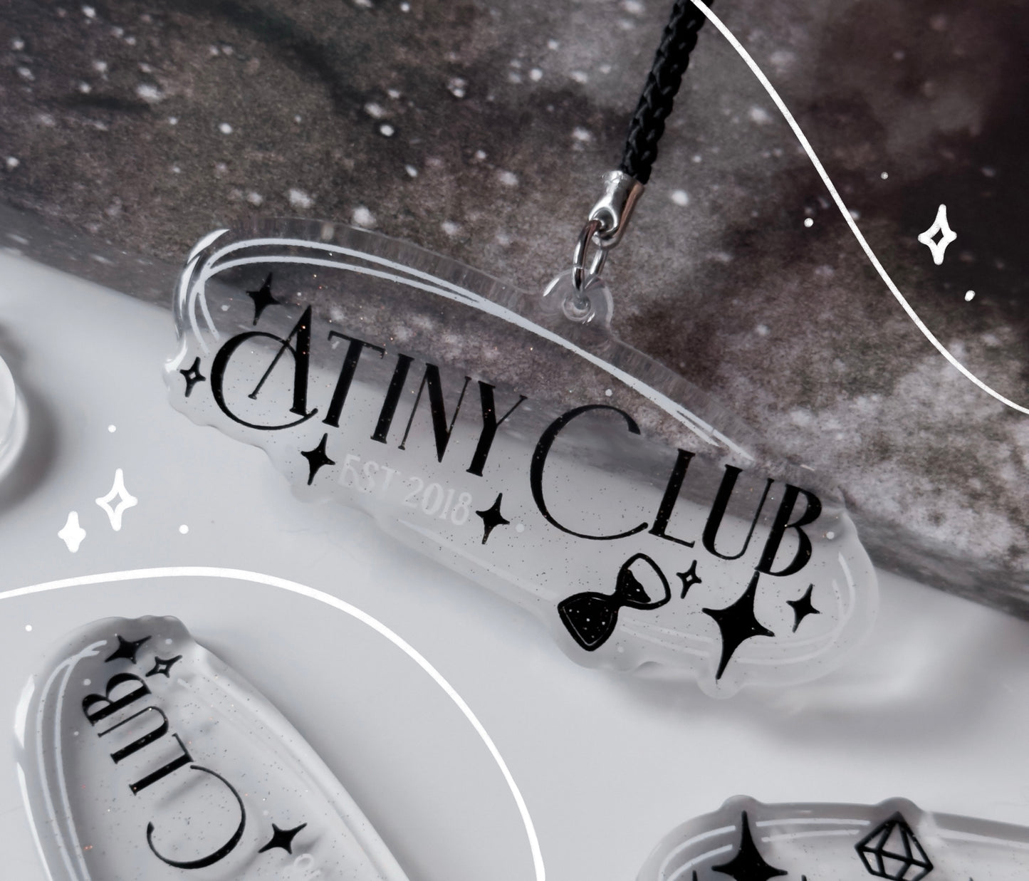MONO Collection Fandom Club Charms