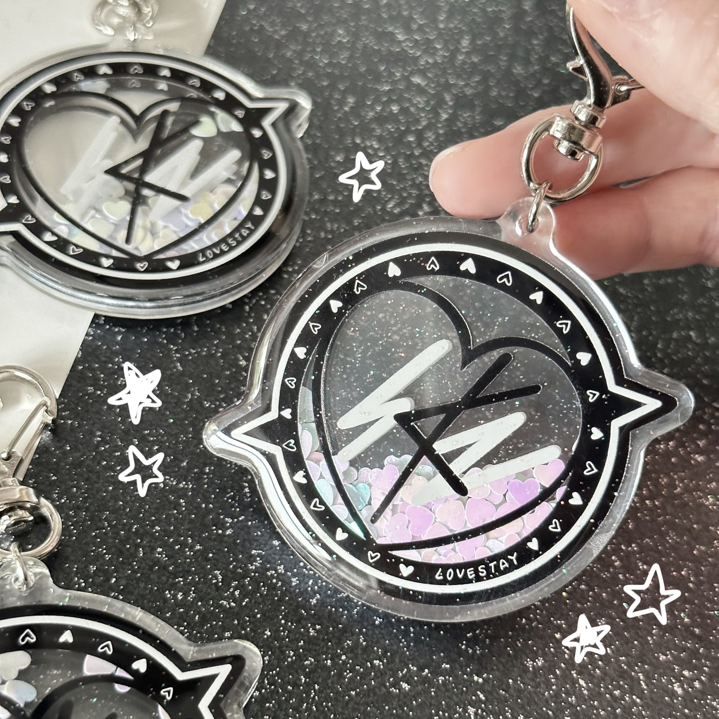 SKZ Compass shaker keychain Black